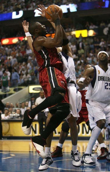 还为他的职 还为他的职