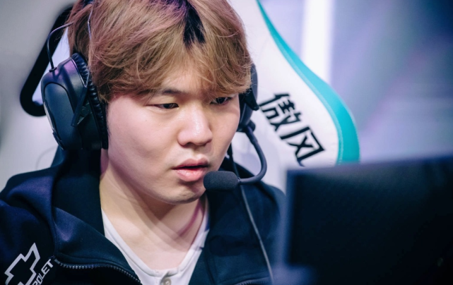 起就被推向 起就被推向