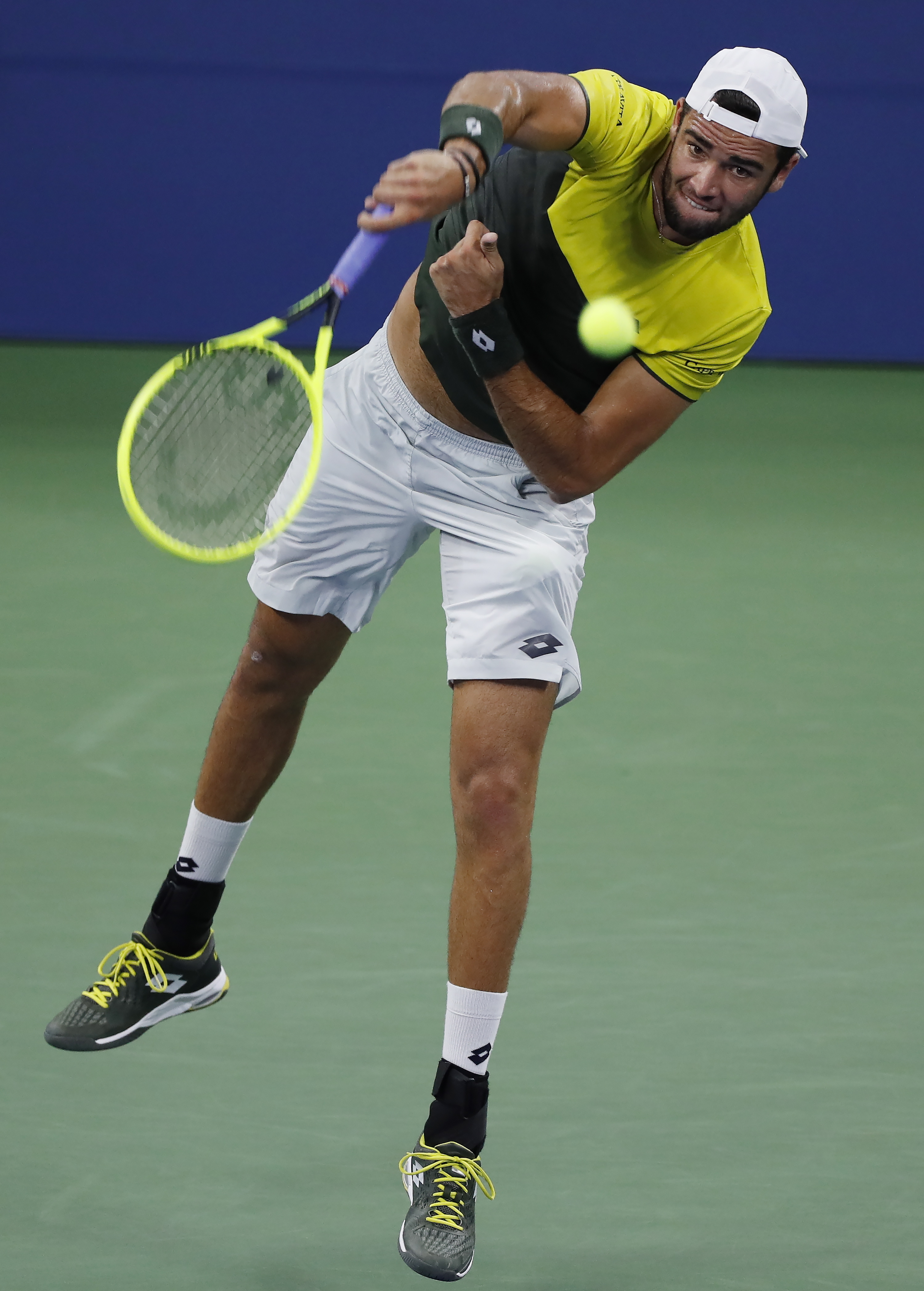 的表现略显 的表现略显