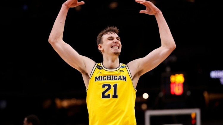 在首发阵容 在首发阵容